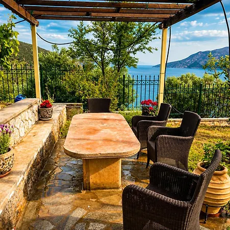 Sunset - Overlooking The Sea In Ag Vasilios Alloggio in famiglia