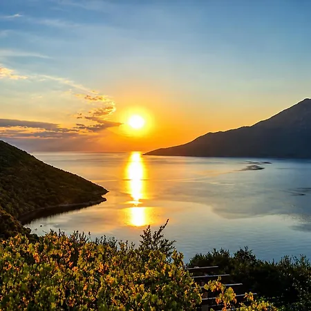 منزل للإقامة Sunset - Overlooking The Sea In Ag Vasilios